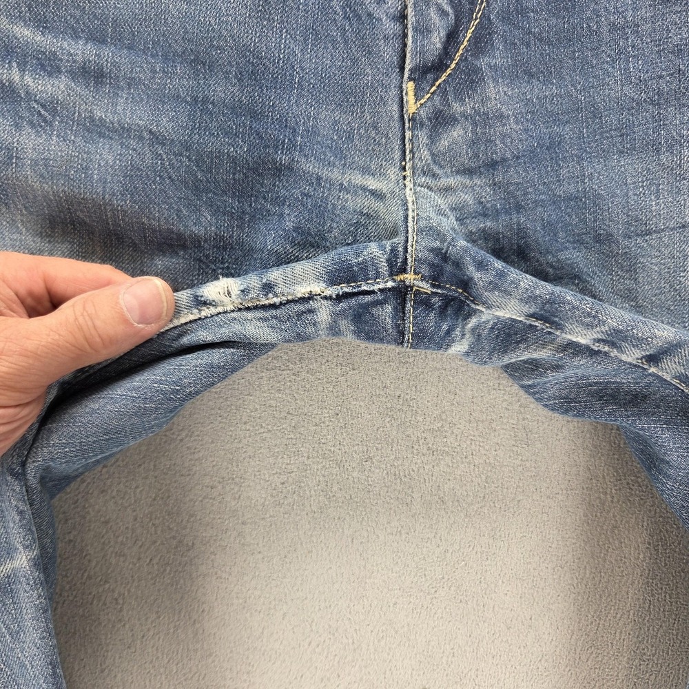 Vintage Levis Engineered Jeans Mens Blue Twisted Zip Fly Fits 28x28 - Picture 13 of 16